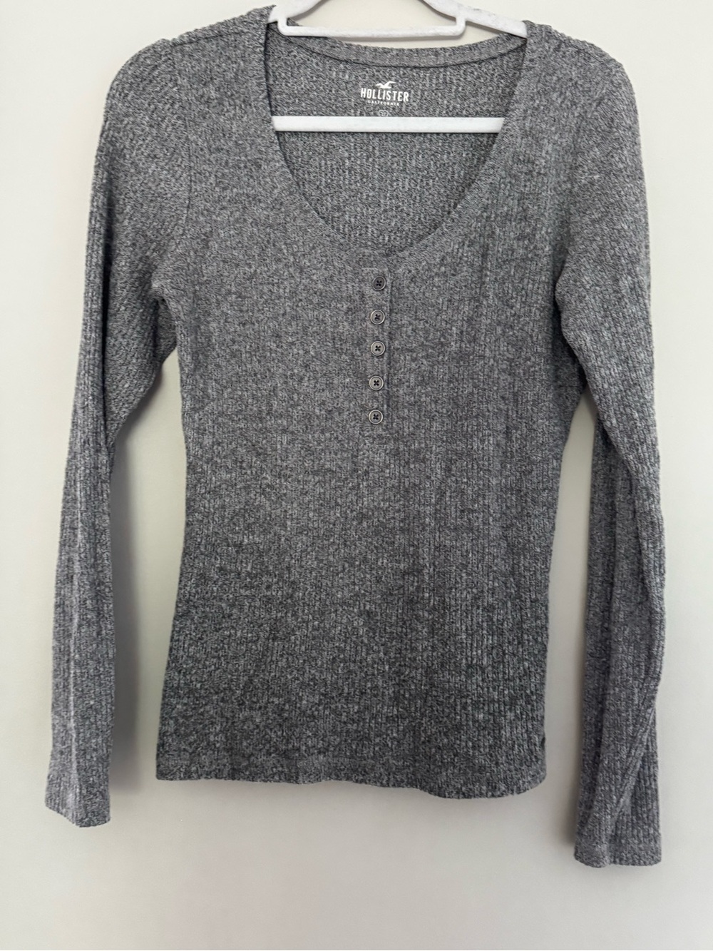 Hollister Women's Gray Ribbed Henley Long-Sleeve Top size L